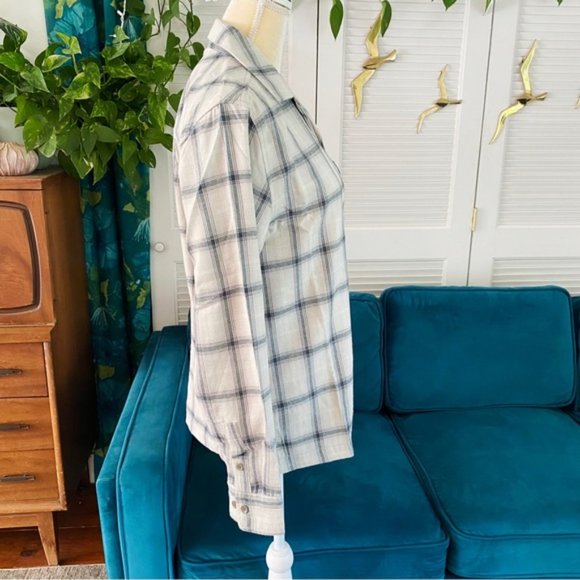 Urban Outfitters Men’s Standard Cloth Flannel Collar Shirt Cream Plaid New Small - Picture 8 of 15